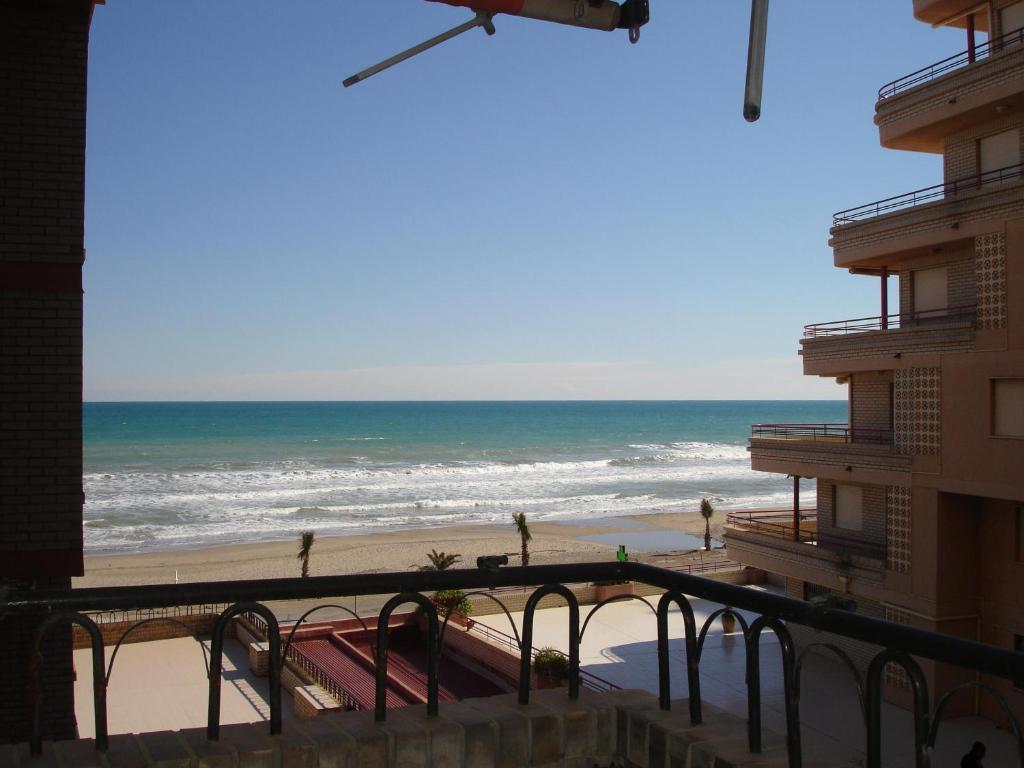 Apartamentos Raymar Oropesa del Mar Chambre photo